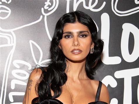 Mia Khalifa explains why she quit porn after viral scene。